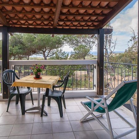 Casa Vacanze Cala Sapone SantʼAntìoco Exterior foto
